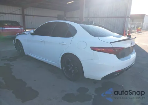 2019 Alfa Romeo Giulia Ti Sport Rwd z USA, uszkodzony, nr VIN ZARFAMBN8K7605651